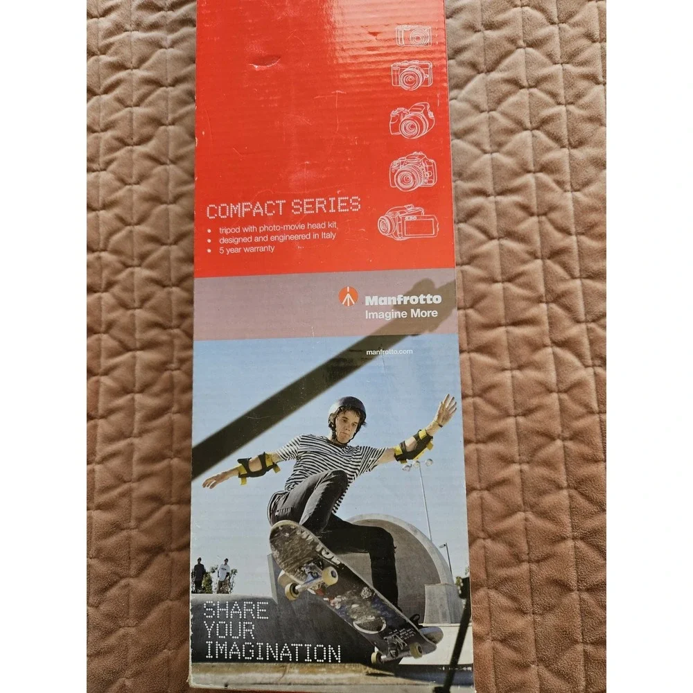 NIB Manfrotto Compact Series Camera Tripod Quick Release Pistol Grip Black